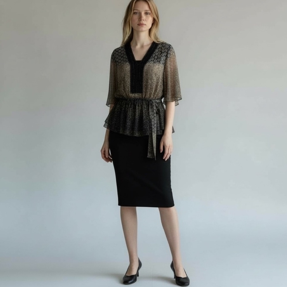 ~ BADGLEY MISCHKA~ Élégant Special Attire Blouse~Lovely~ size Small